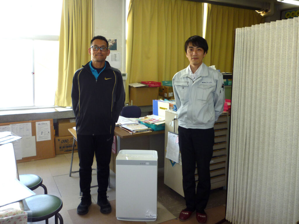 益田市内小中学校24校に空気清浄機をお持ちしました Brand 株式会社ワークス